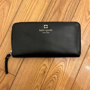 Kate Spade Black Leather Wallet